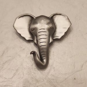 Brooch Elephant